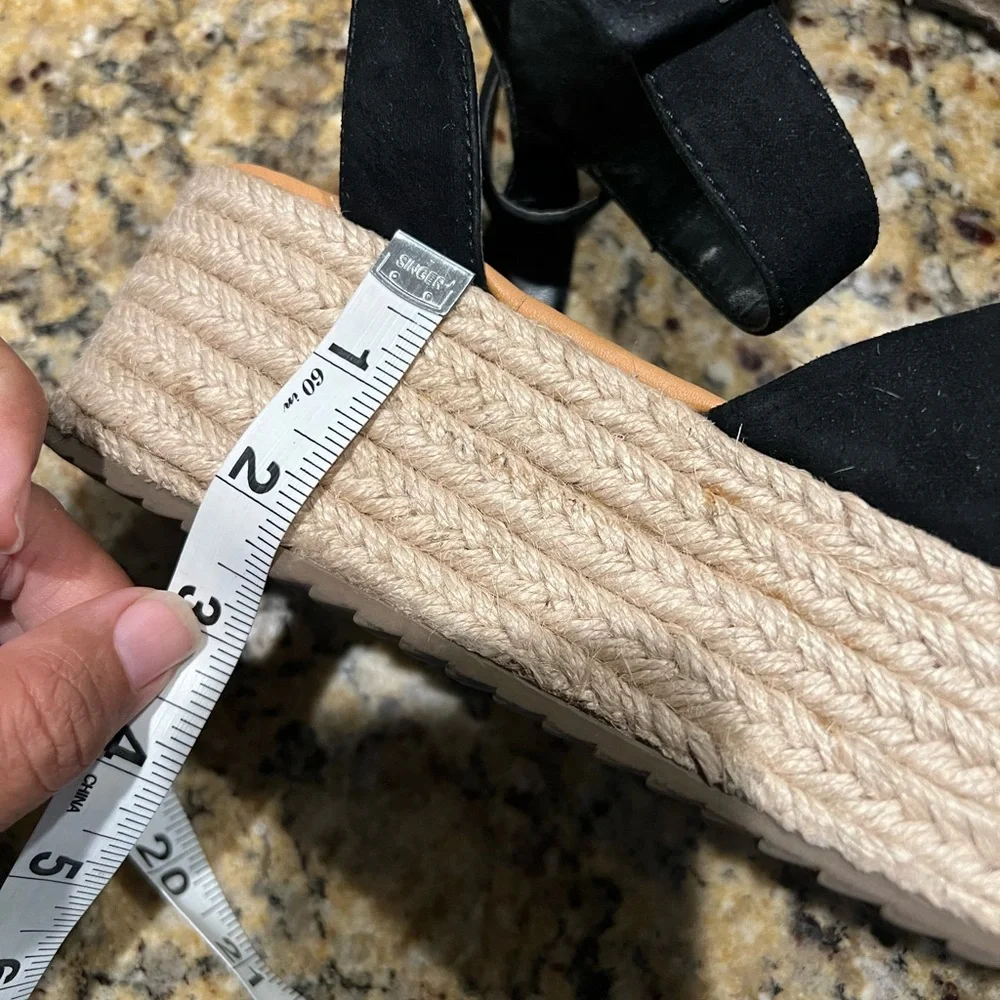 American Eagle Espadrille platform sandals‎ black